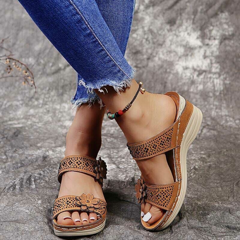 Women's Flower Cutout Casual Sandals