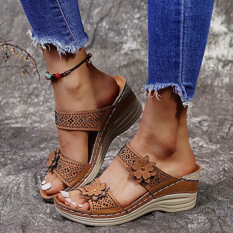 Women's Flower Cutout Casual Sandals