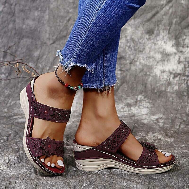 Women's Flower Cutout Casual Sandals