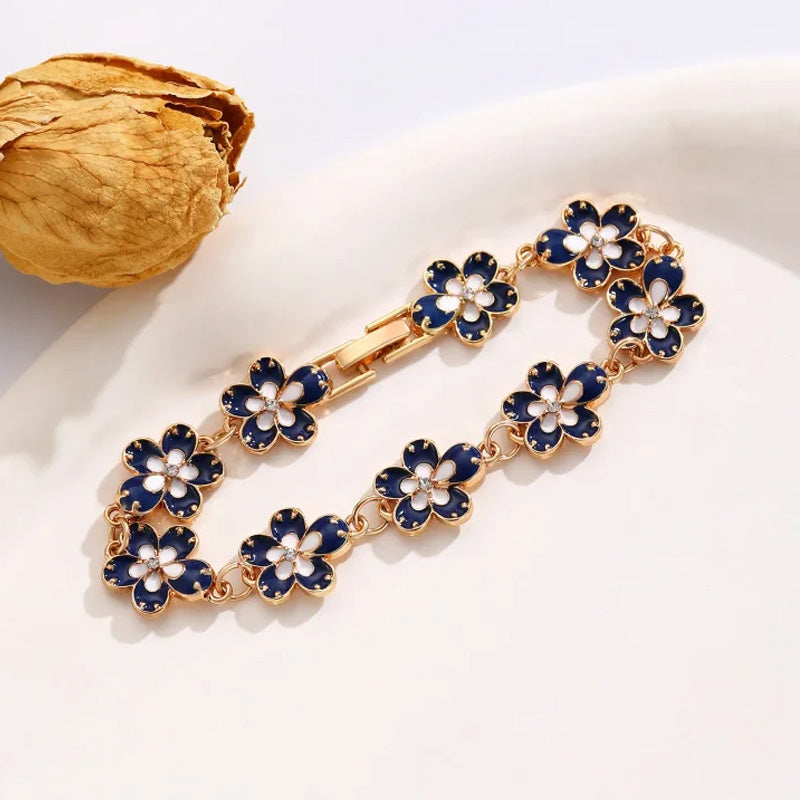 ✨Women's Vintage Elegance Floral Bracelet