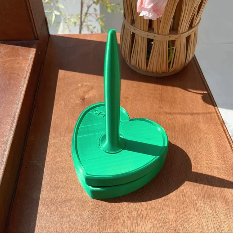 Fun-Looking Creel Spinning Stand