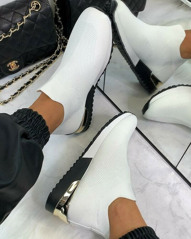 Elegant elastic slip-on flat shoes