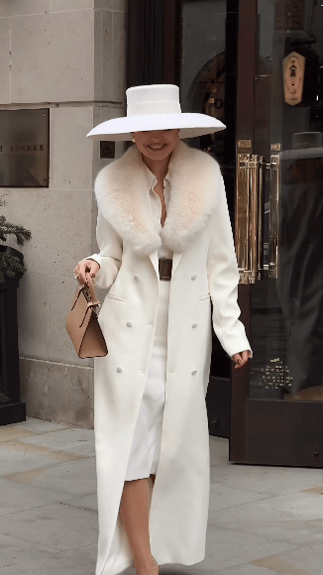 Women Vintage Turndown Collar Long Jacket With Wool Collar