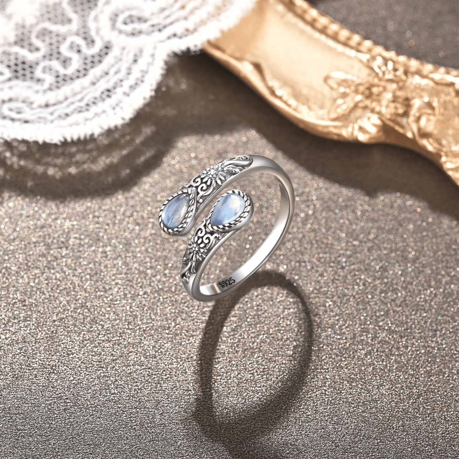 💍S925 Sterling Silver Moonstone Women's Adjustable Thumb Open Ring