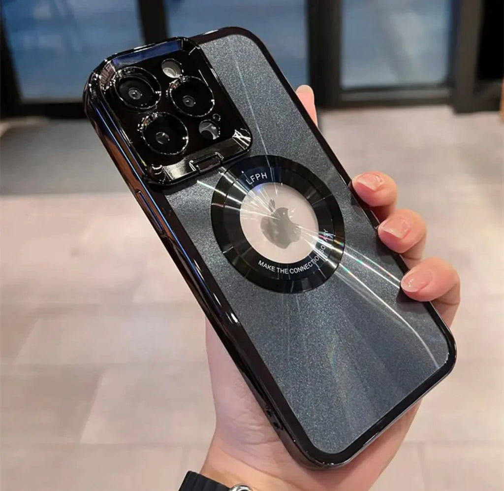 Magnetic iPhone case with lens mount