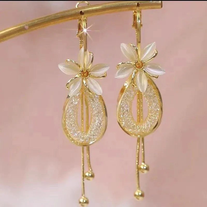 📢📢 ⏰Elegant Flower Tassel Dangle Earrings