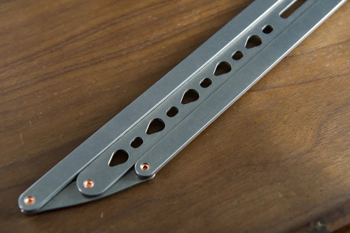 🎉✨Adjustable Leather Belt Hole Punch | Stainless Steel Ruler Tool for Belts & Straps