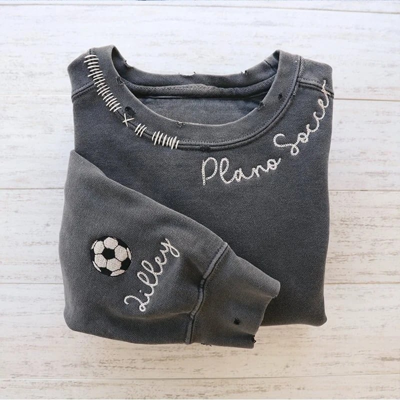 🌈Vintage Custom Embroidered Hand Distressed Crew Neck Sweatshirt👚
