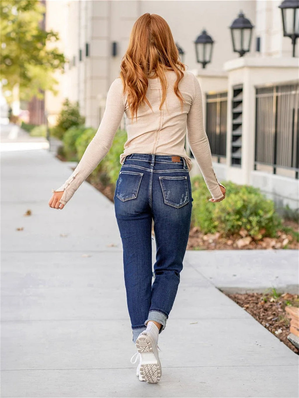 🔥Tummy Control Distressed Cuffed Boyfriend Jeans