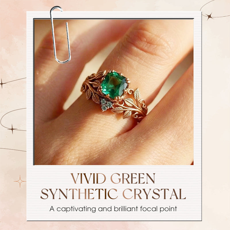 💥Green Synthetic Crystal Ring with Intricate Leaf