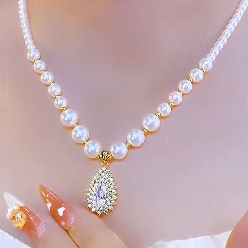 ⏰Women’s Vintage Style Pearl Necklace
