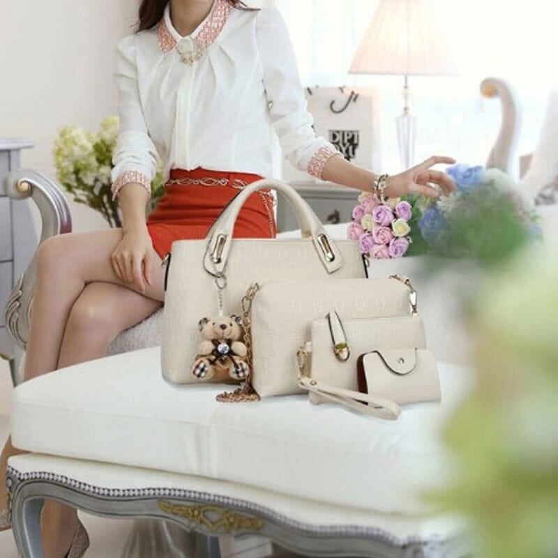 👜 Handbag with Four-piece Set