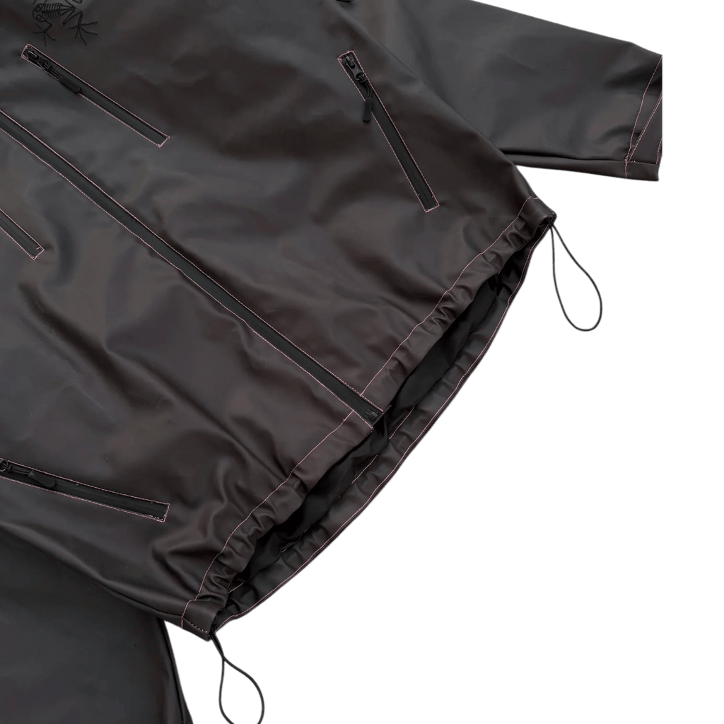 💧 Water-Reactive Color-Changing Shirt