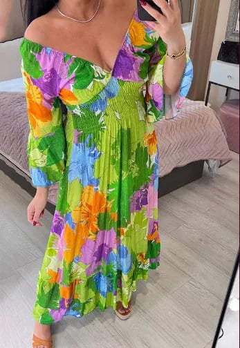 🔥 PROMOTION- SALE 49% OFF💃V-neck Floral Vacation Loose Dress