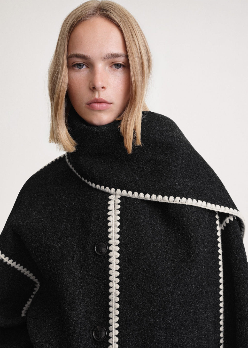 Serene Chica Scarf Coat