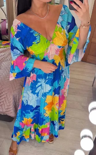 🔥 PROMOTION- SALE 49% OFF💃V-neck Floral Vacation Loose Dress