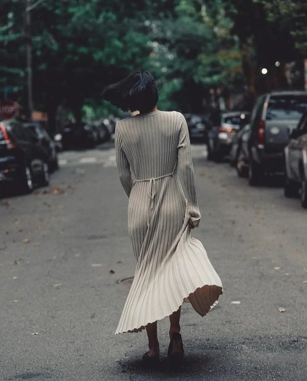 2023 FALL NEW SLEEVED KNIT MIDI DRESS