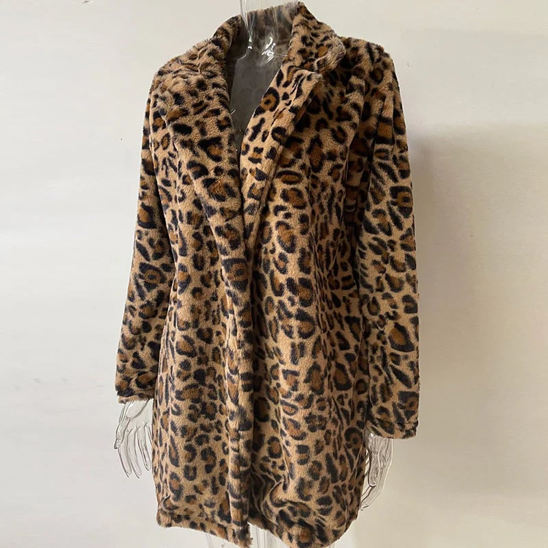 Chic Leopard Plush Coat