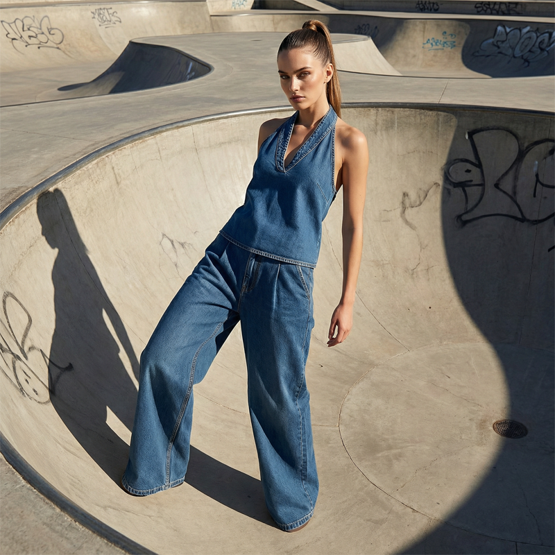 🌞🔥"Effortless Chic" tweedelig set: elegant neckholder-top & wijde broek met zakken.