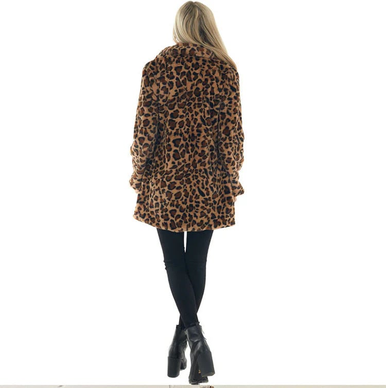 Chic Leopard Plush Coat