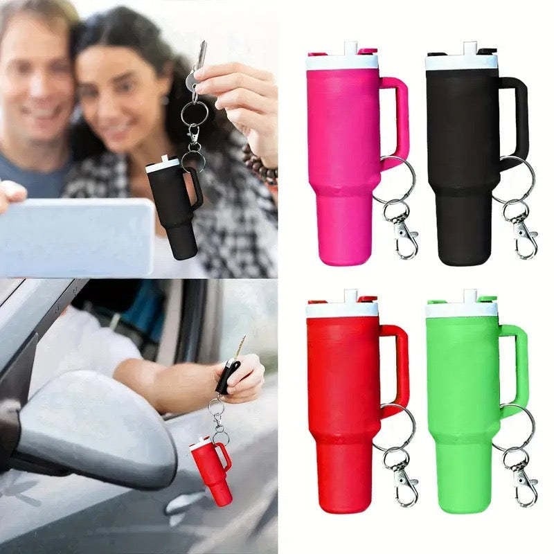 🔥CHRISTMAS HOT SALE🔥Cute Mini Tumbler Ornament Keychain 💸
