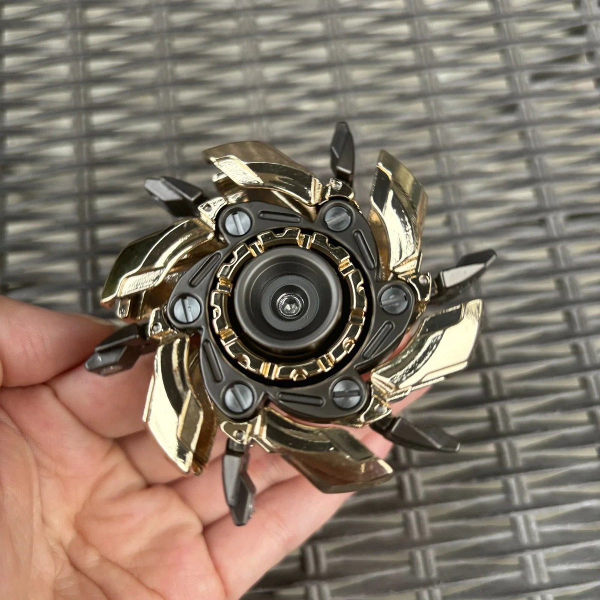 WarpFang:Stainless Steel Mecha Fidget Spinner