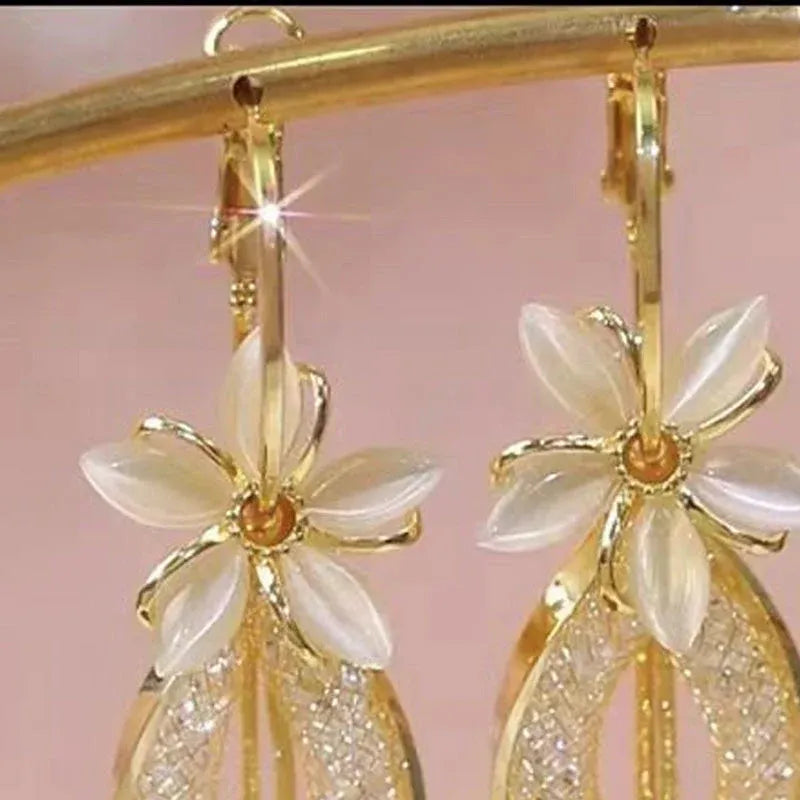 📢📢 ⏰Elegant Flower Tassel Dangle Earrings