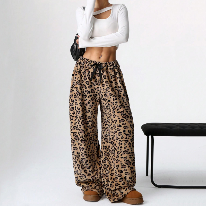 Leopard Print Wide Leg Pant