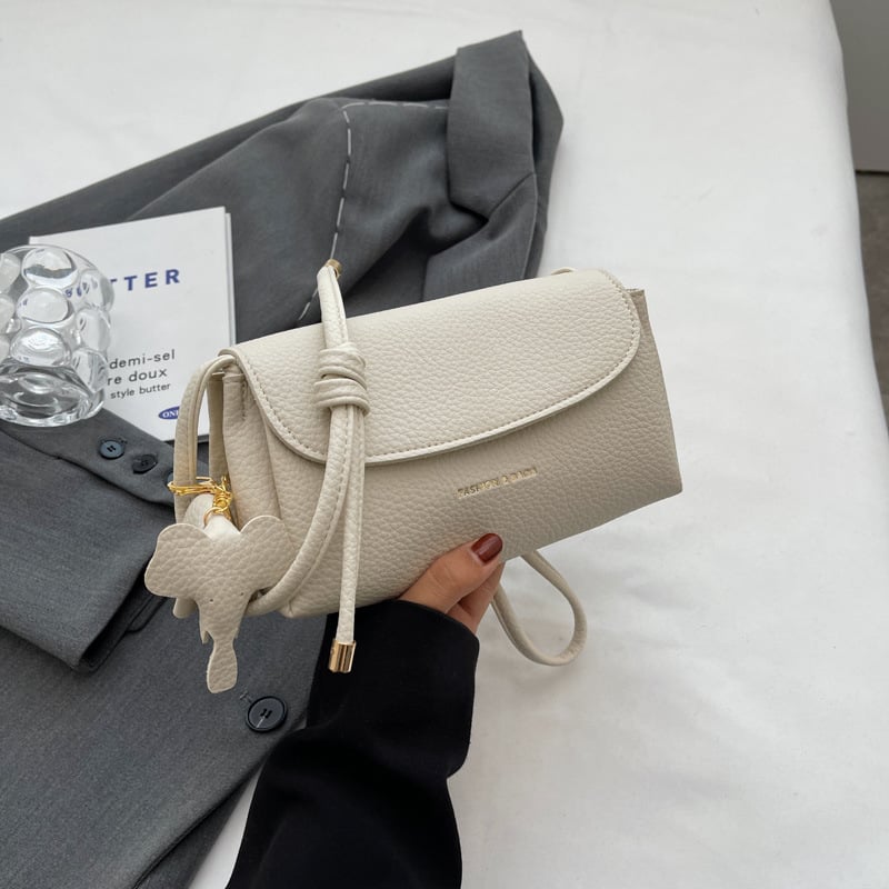 🔥Women's  High end Fashion Crossbody Bag with Elephant Pendant👜