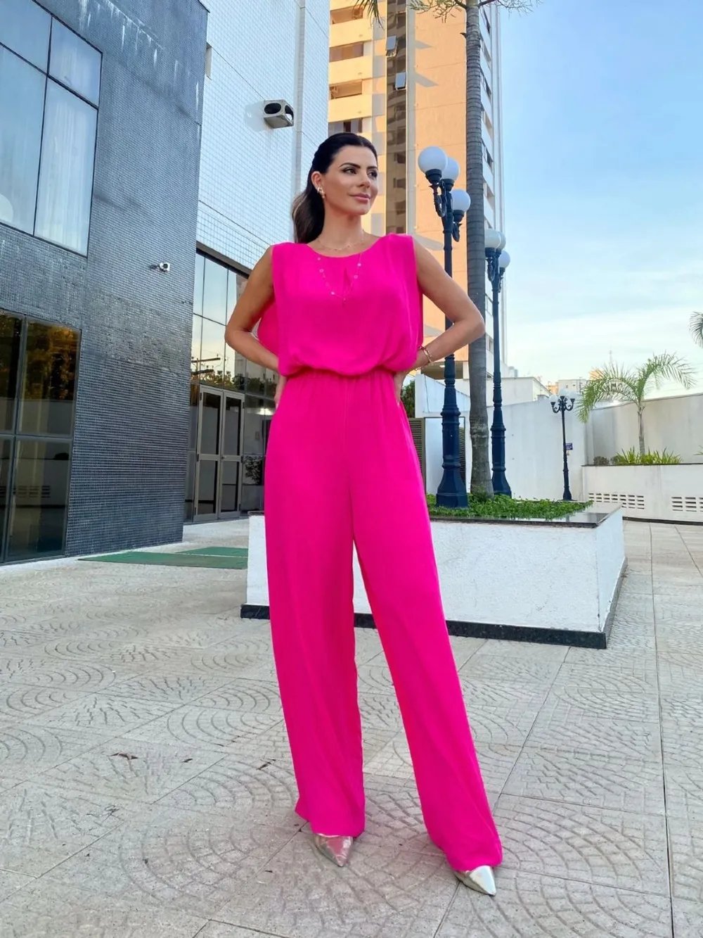 🔥Black Sleeveless Jumpsuit
