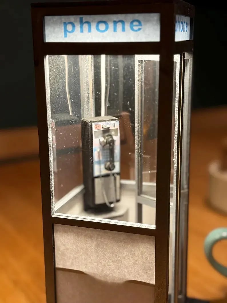 📞Retro Telephone Booth Table Lamp - Nostalgic LED Night Light