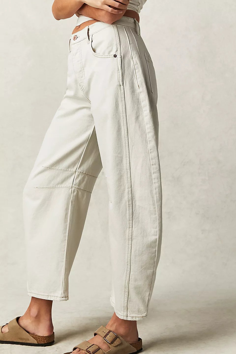 🔥🔥 Lucky You Mid-Rise Barrel Jeans
