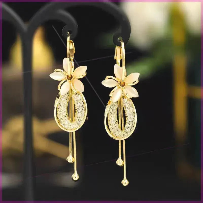 📢📢 ⏰Elegant Flower Tassel Dangle Earrings