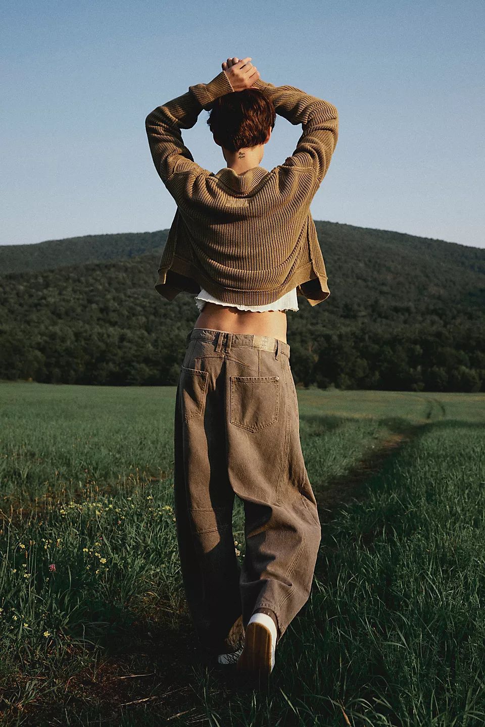 Mid-Rise Barrel Jeans