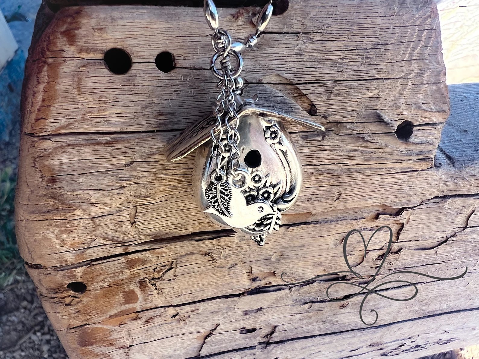 🐦Birdhouse Necklace • The 1951 "Magnolia" Silverware Birdhouse💯Sterling Silver✨🎉
