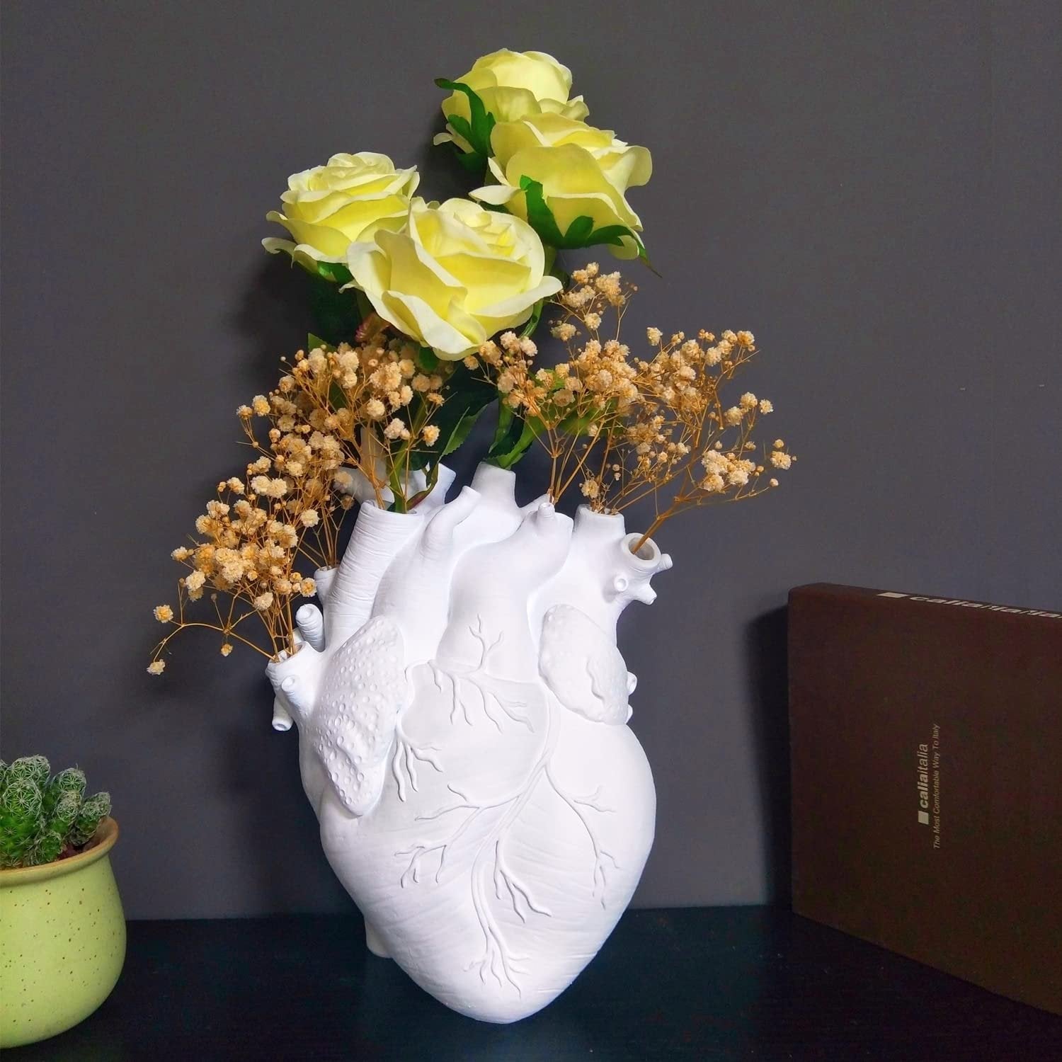 🎃White Heart Irregular Creative Art Vase