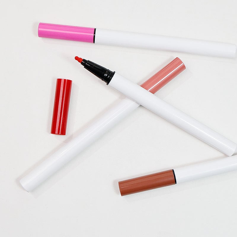 4 Colors Liquid Non-Stick Waterproof Lip Liner
