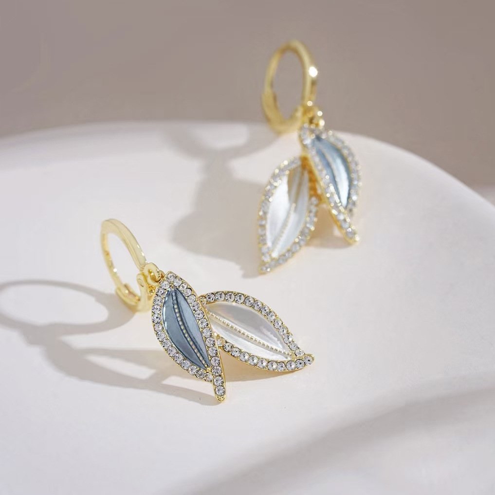 Elegant Leaf Earrings