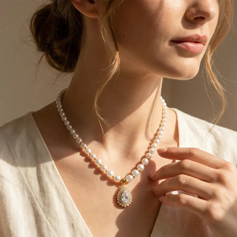 ⏰Women’s Vintage Style Pearl Necklace