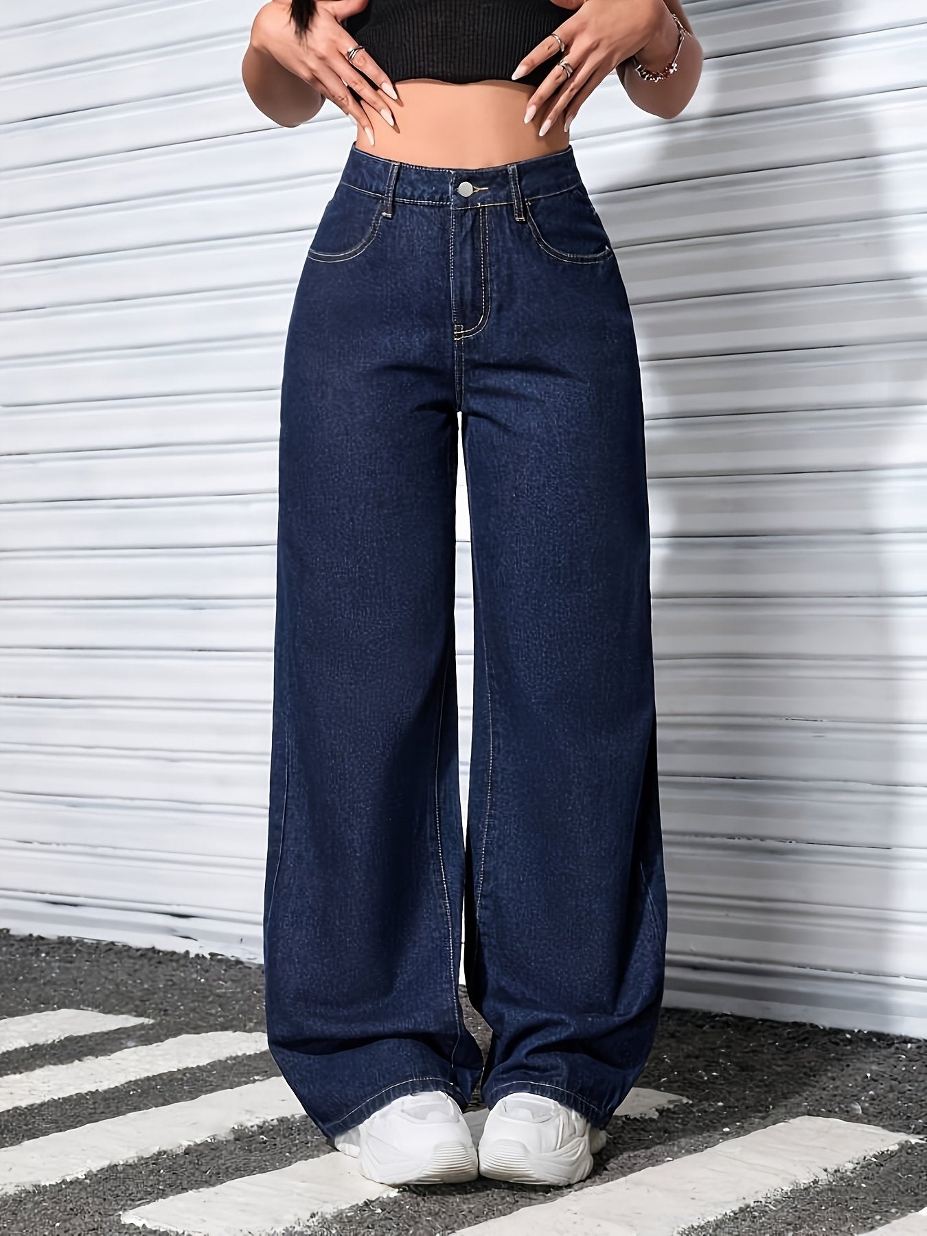 Classic High-End Solid Color Straight-Leg Medium Stretch Jeans 👖✨