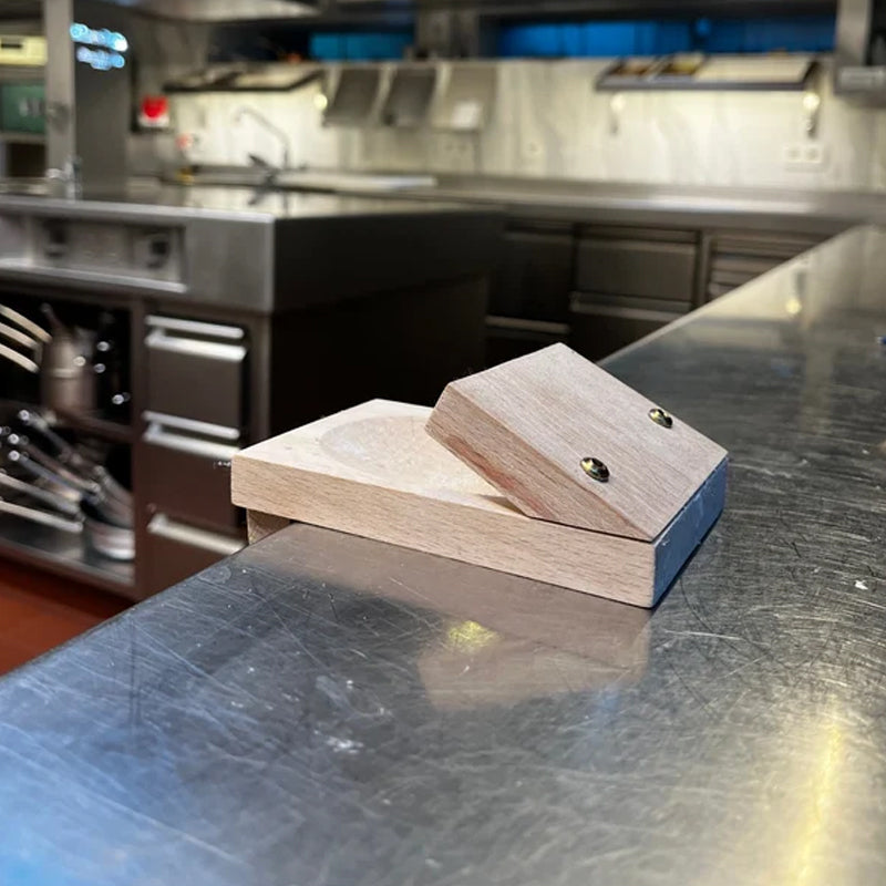 Oyster Shucking Clamp