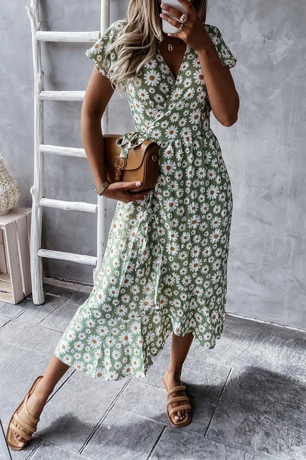🔥Floral V-neck Wrapped Midi Dress