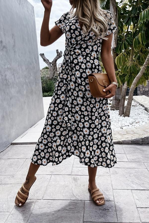 🔥Floral V-neck Wrapped Midi Dress
