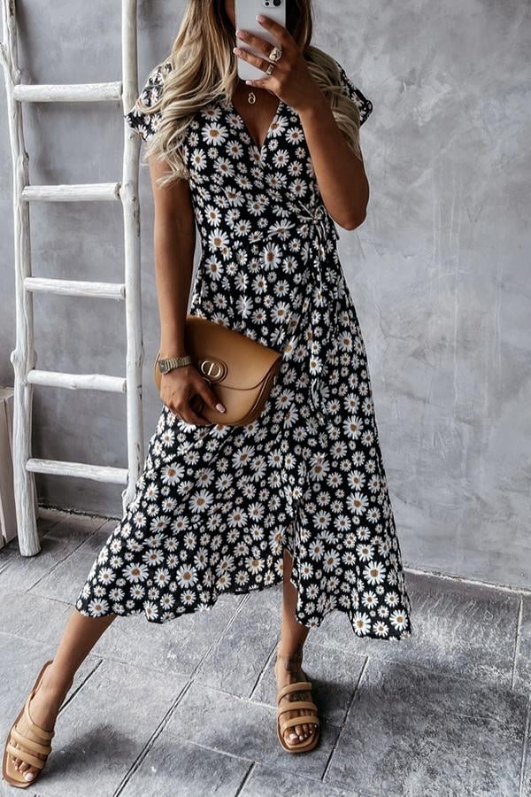 🔥Floral V-neck Wrapped Midi Dress